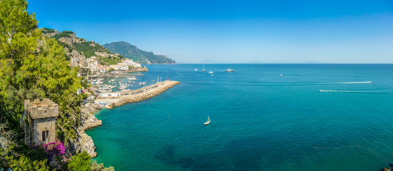 Obraz premium Piękna panorama Wybrzeża Amalfi, Kampania, Włochy