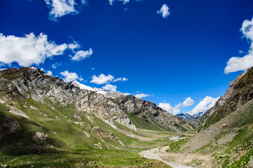 Fototapeta na wymiar View of way to Zanskar Valley in sunny day, India.