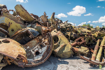 Cut scrap part of the Soviet military tanks.