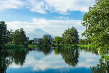 Fototapeta na wymiar Mt. Fuji to see in Nakazato water warming pond