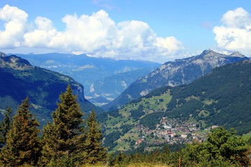 Fototapeta na wymiar Wengen im Berner Oberland