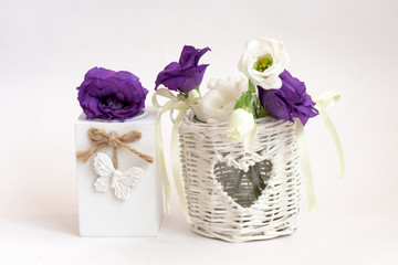 Vintage wedding  composition with flowers, close up