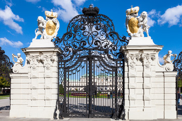 Fototapeta premium gate from side of Upper Belvedere Palace, Vienna