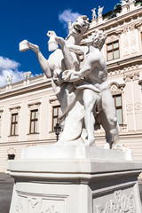 Obraz premium statue near Upper Belvedere Palace, Vienna