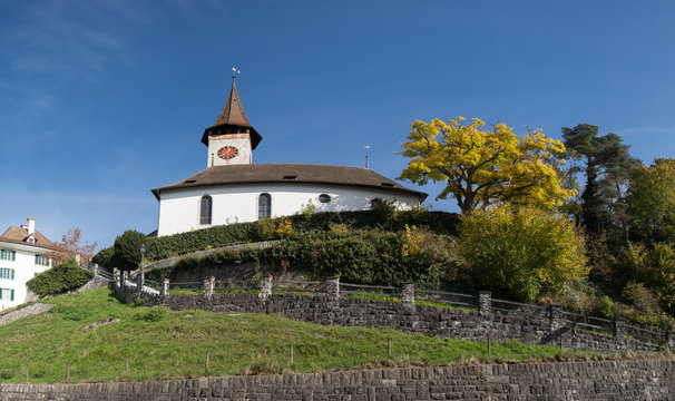 Kirche auf dem Hügel Panorama