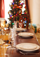 Christmas table setting. Holiday Decorations.