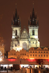 Fototapeta premium Christmas Mood on the night snowy Old Town Square, Prague, Czech Republic