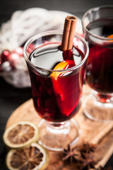 Mulled wine with cinnamon and orange