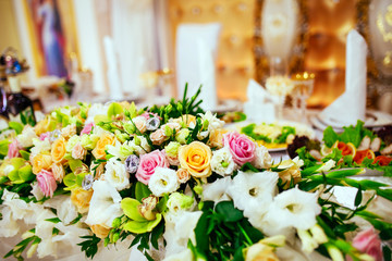 Wedding table decorations in restaurant.