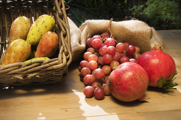 In autumn on Italian tables there are many tasty fruits.