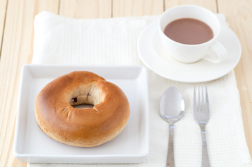 bagel, breakfast