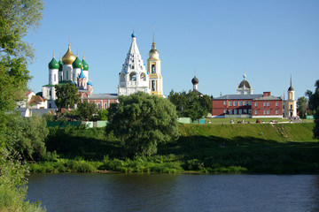 Fototapeta na wymiar View of historical center in Kolomna from the river