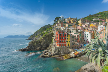 Fototapeta na wymiar Riomaggiore on the Cinque Terre Italy