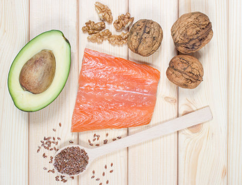 Sources Of Omega 3 Fatty Acids: Flaxseeds, Avocado, Salmon And Walnuts