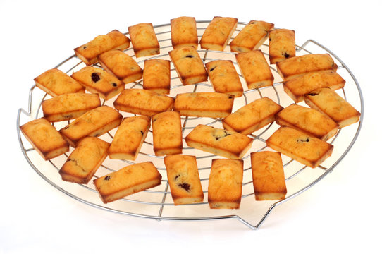 3 Images Photos Et Illustrations Vectorielles Stock Appropriees Sur Le Theme Volette A Gateau Adobe Stock 3 Images Photos Et Illustrations Vectorielles Stock Appropriees Sur Le Theme Volette A Gateau Adobe Stock