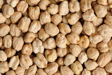 Raw whole chickpeas pattern