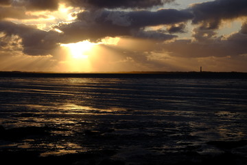 Obraz premium Lichtstimmung über dem Niedersächsischen Wattenmeer, Niedersac
