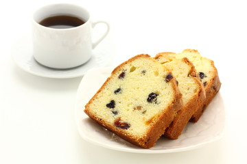 パウンドケーキとコーヒー