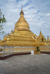 Naklejka premium Birmania