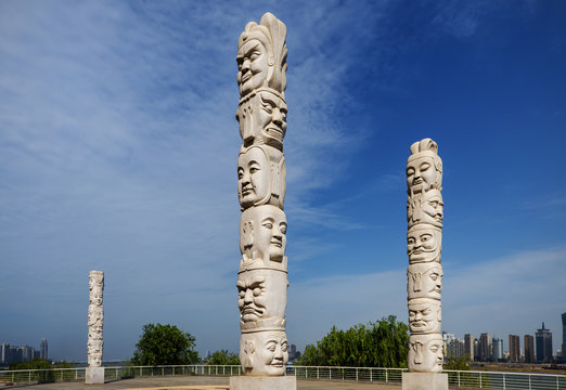 Stone statues in the city,Urban landscape, modern city views. Very good advertising material.