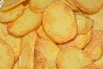  potatoes on the iron frying pan