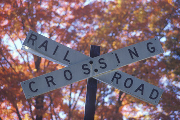 A sign that reads ÒRailroad crossingÓ