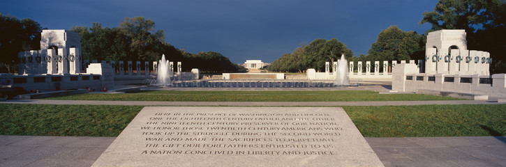 U.S. World War II Memorial commemorating World War II in Washington D.C. at sunrise © spiritofamerica