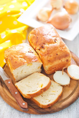 onion bread