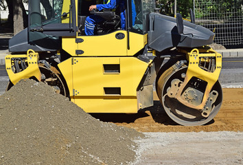 Road roller at work