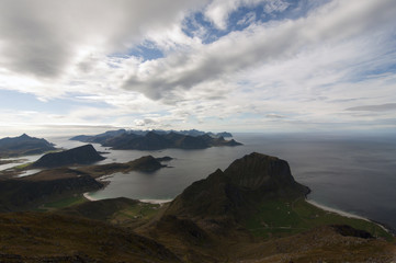 Fototapeta na wymiar Lofoten islands / Lofoten is an archipelago and a traditional district in the county of Nordland, Norway.