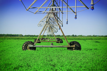 Crop Irrigation using the center pivot sprinkler system