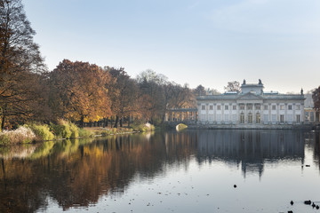 Fototapeta na wymiar Palace Over Water in Lazienki park, Warsaw, Poland