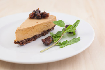 RAW apricot cheescake
