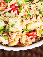Pasta with tomatos and onion