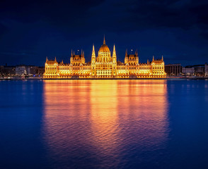 Fototapeta na wymiar The Hungarian Parliament in blue hour