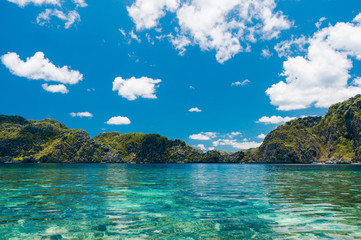 Fototapeta na wymiar Beautiful island views in El Nido, Philippines.