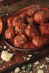 italian meatballs with spaghetti
