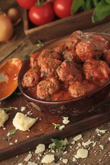 italian meatballs with spaghetti