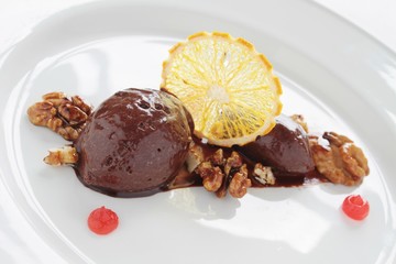 chocolate mousse dessert
