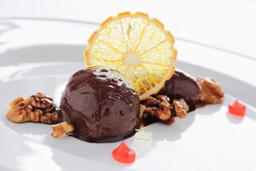 chocolate mousse dessert