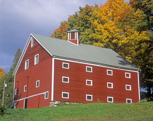 Red barn in Autumn, VT