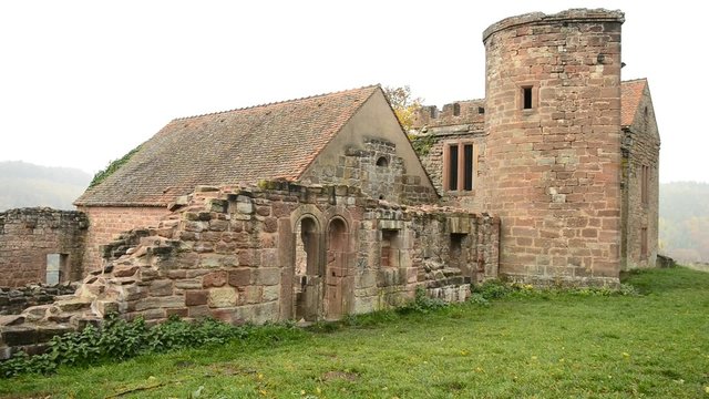Die L&uuml;tzelburg in Lothringen, Frankreich
