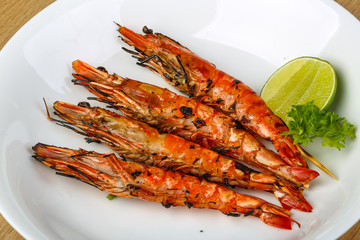 Grilled king prawns