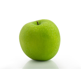 green apple isolated with clipping path