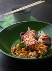 Udon noodles with salmon and octopus