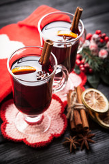 Mulled wine with cinnamon and orange