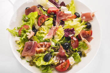 Salad with parma ham