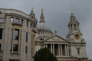 Fototapeta na wymiar The Royal Court's of justice, London