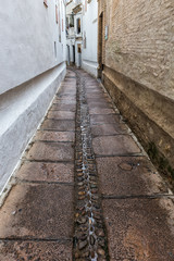Fototapeta na wymiar Typical narrow street in the old town of Cordoba. Spain.