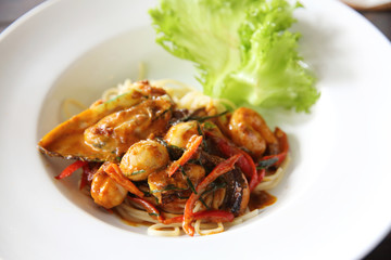 spaghetti with seafood